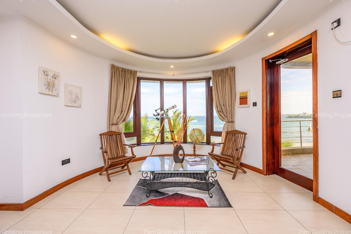 3 Bed Apartment with En Suite at Cement Road - 12