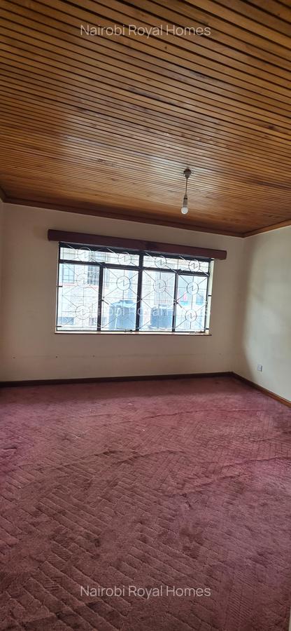4 Bed Townhouse with En Suite at Lavington Green - 12