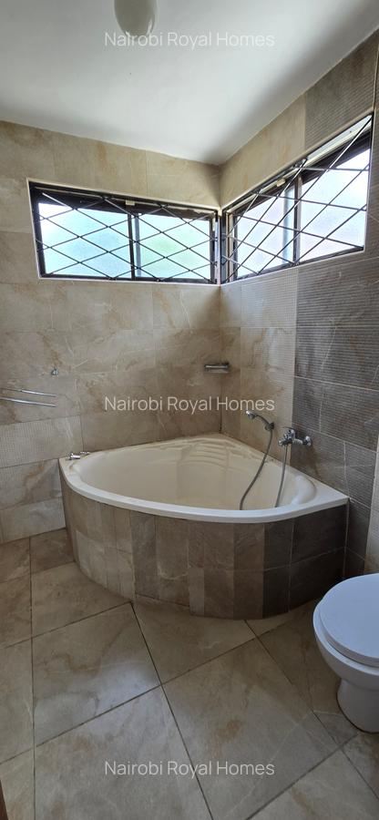 5 Bed Townhouse with En Suite at Lavington Green - 8