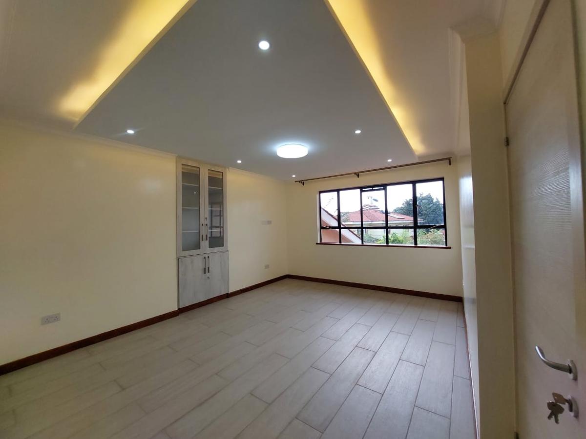 6 Bed Townhouse with En Suite at James Gichuru - 7