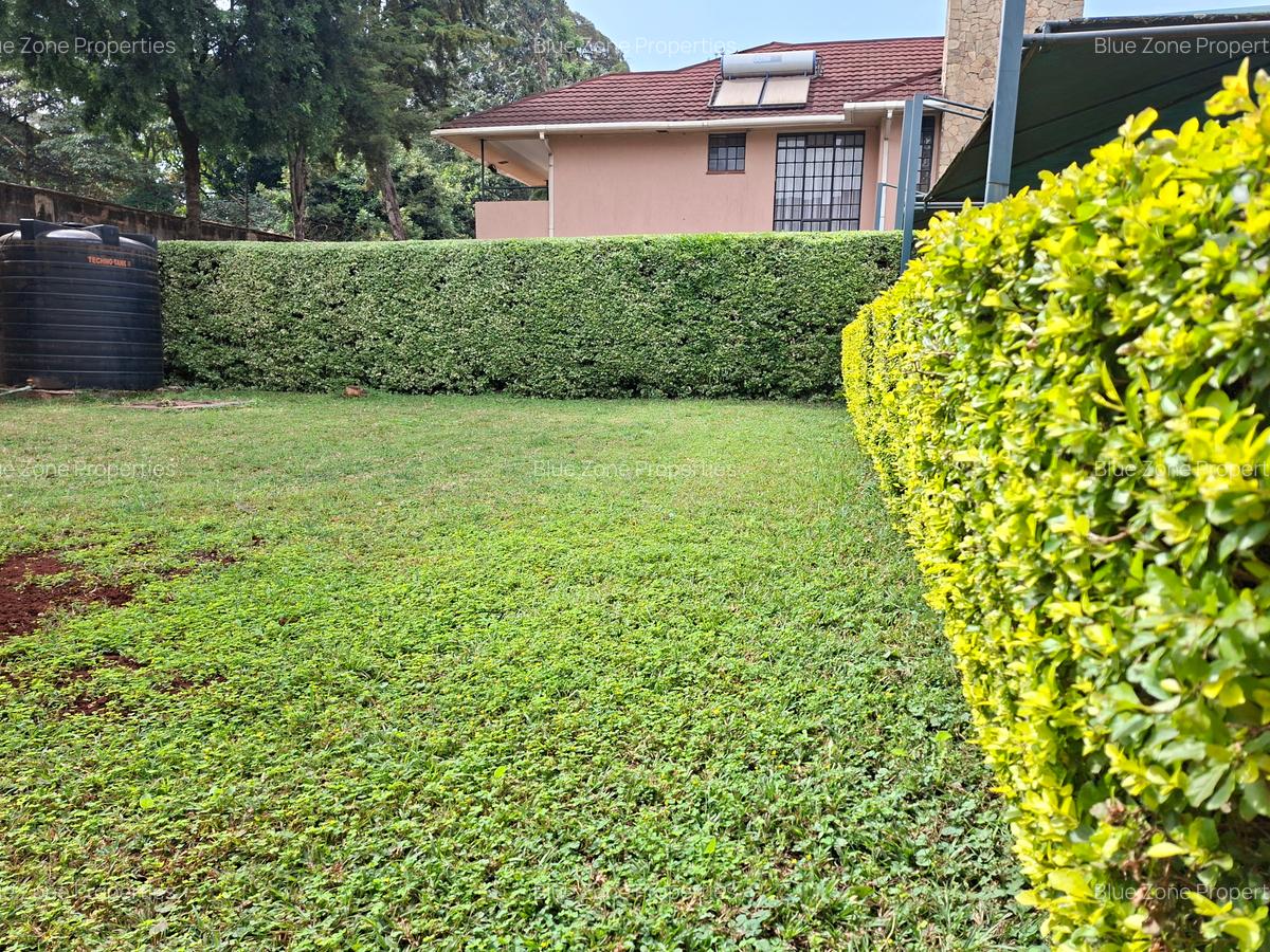 5 Bed Townhouse with En Suite at Off Runda Rd - 3