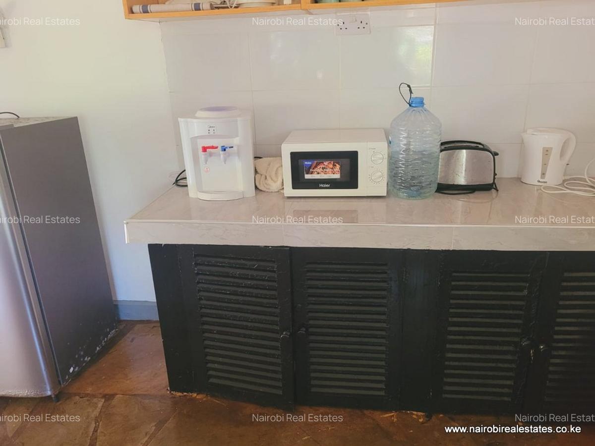 2 Bed House with En Suite in Diani - 12