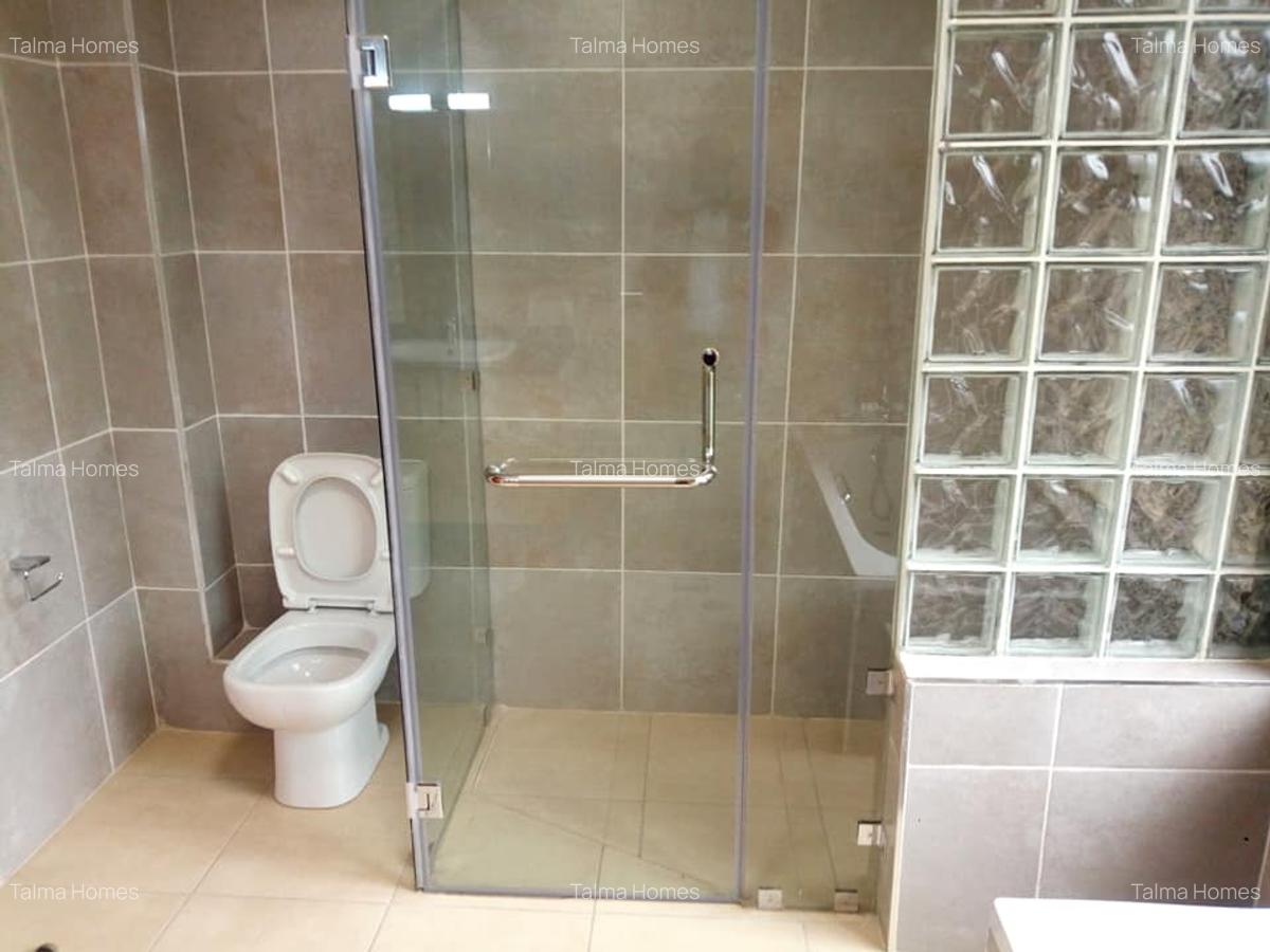 3 Bed Apartment with En Suite at Off Rhapta Road - 17