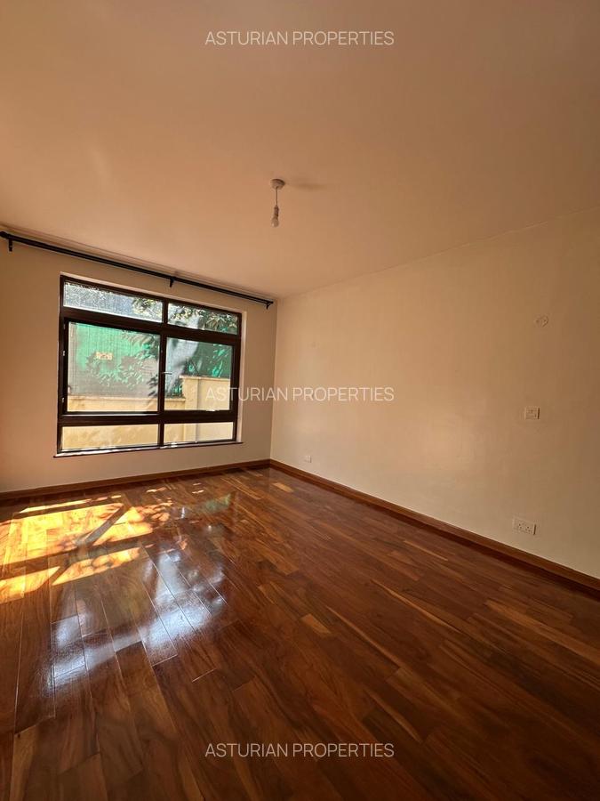 4 Bed Townhouse with En Suite in Lavington - 4