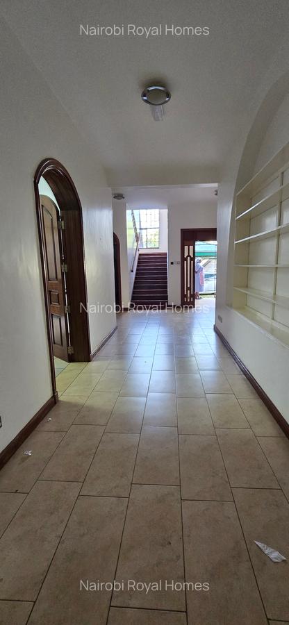 5 Bed Townhouse with En Suite at Lavington Green - 7