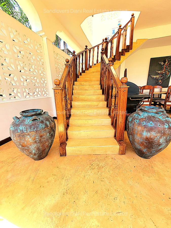 5 Bed Villa with En Suite in Diani - 16