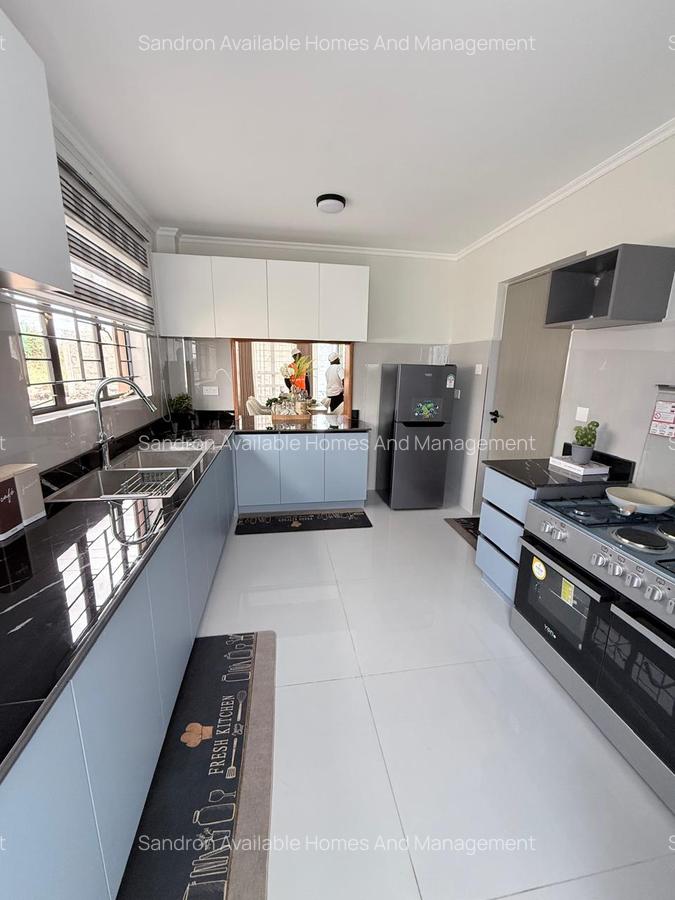 4 Bed Townhouse with En Suite in Kitengela - 2