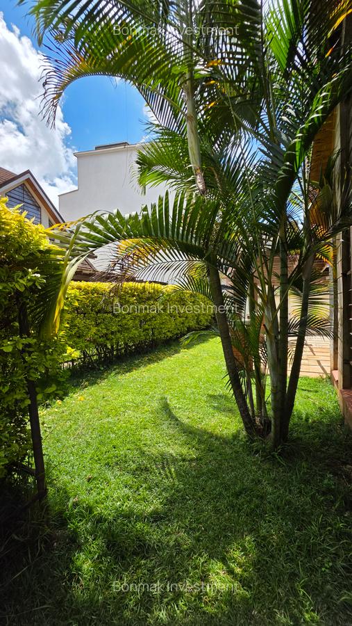 4 Bed Townhouse with En Suite at Lavington Green - 3