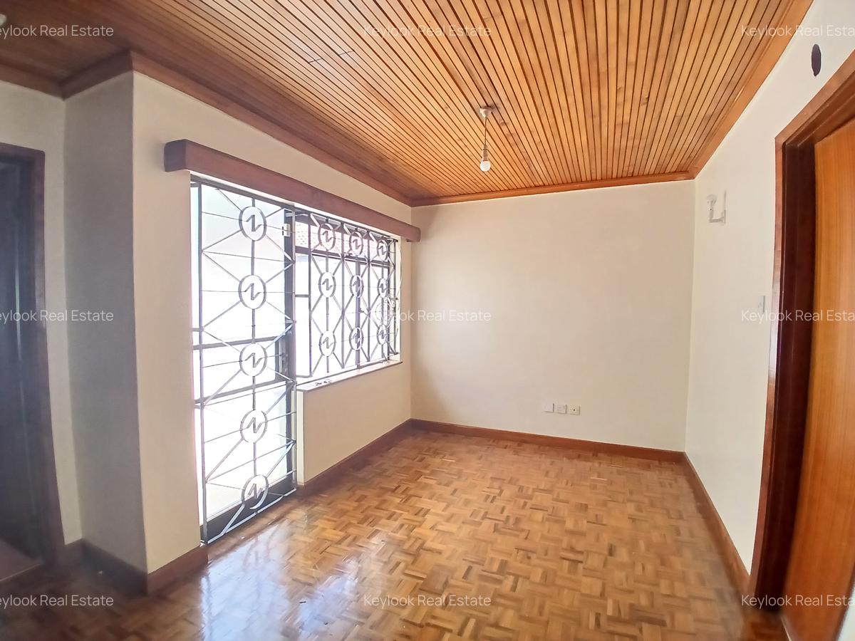 4 Bed Townhouse with En Suite at Lavington Mbaazi Avenue - 11