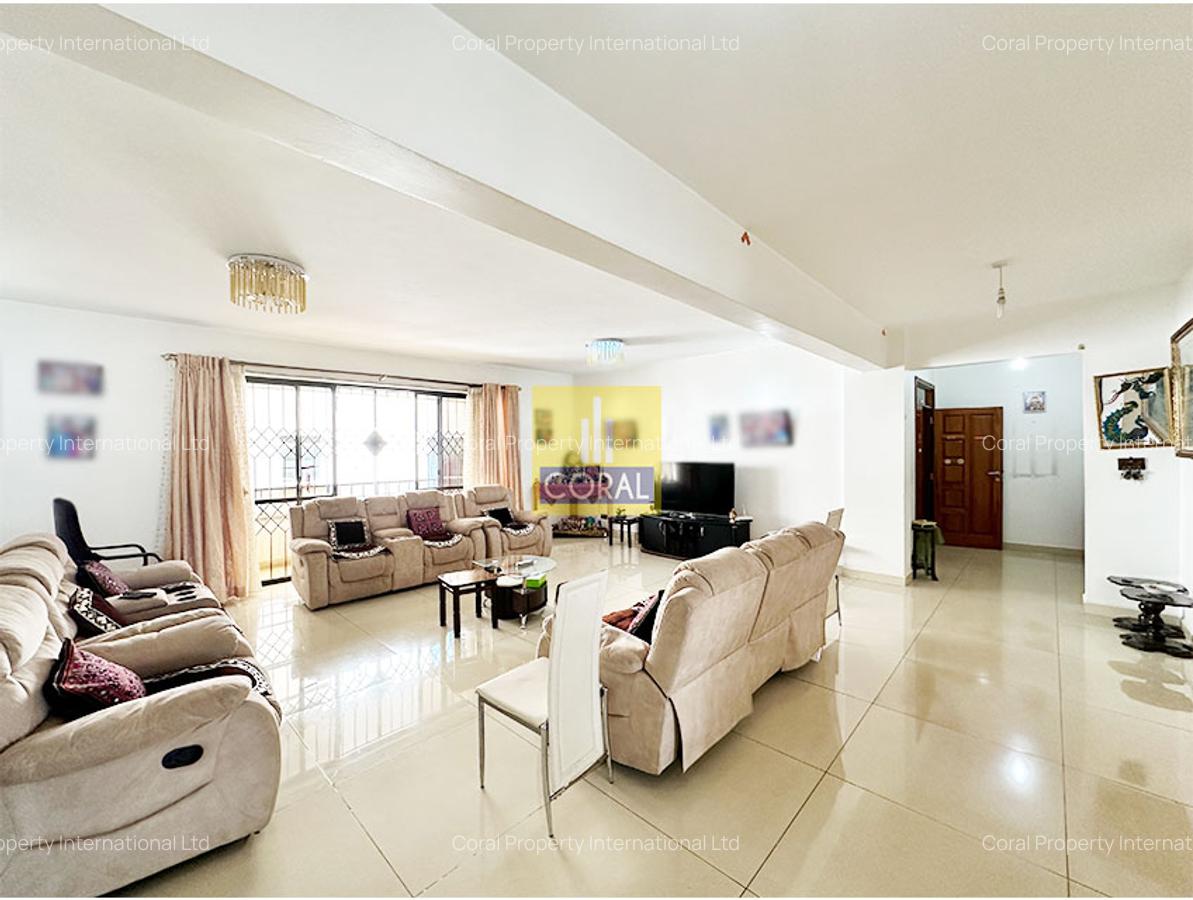 4 Bed Apartment with Parking in Parklands - 2