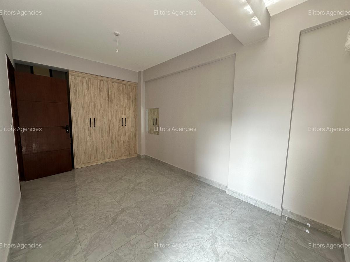 1 Bed Apartment with En Suite at School Lane - 10