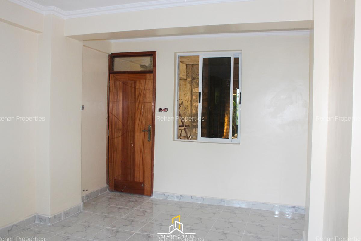 2 Bed Apartment with En Suite in Nyali Area - 7