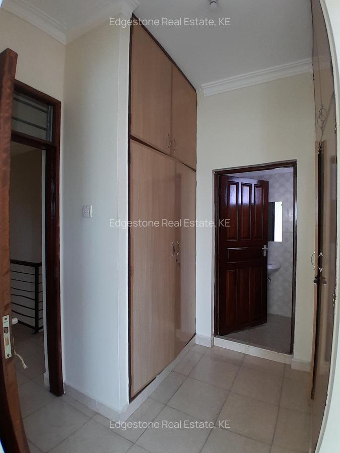 3 Bed Apartment with En Suite in Nyali Area - 10