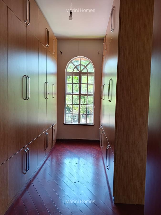 4 Bed Townhouse with En Suite in Karen - 10