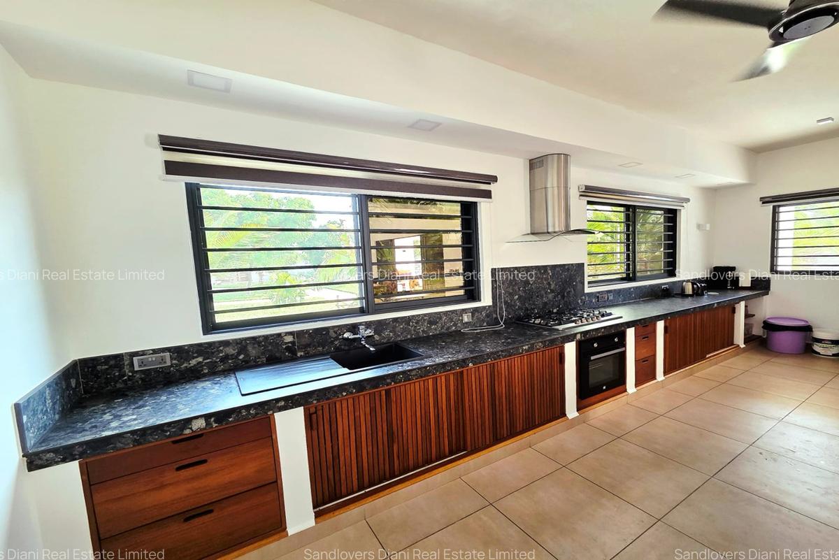 5 Bed Villa with En Suite in Diani - 5