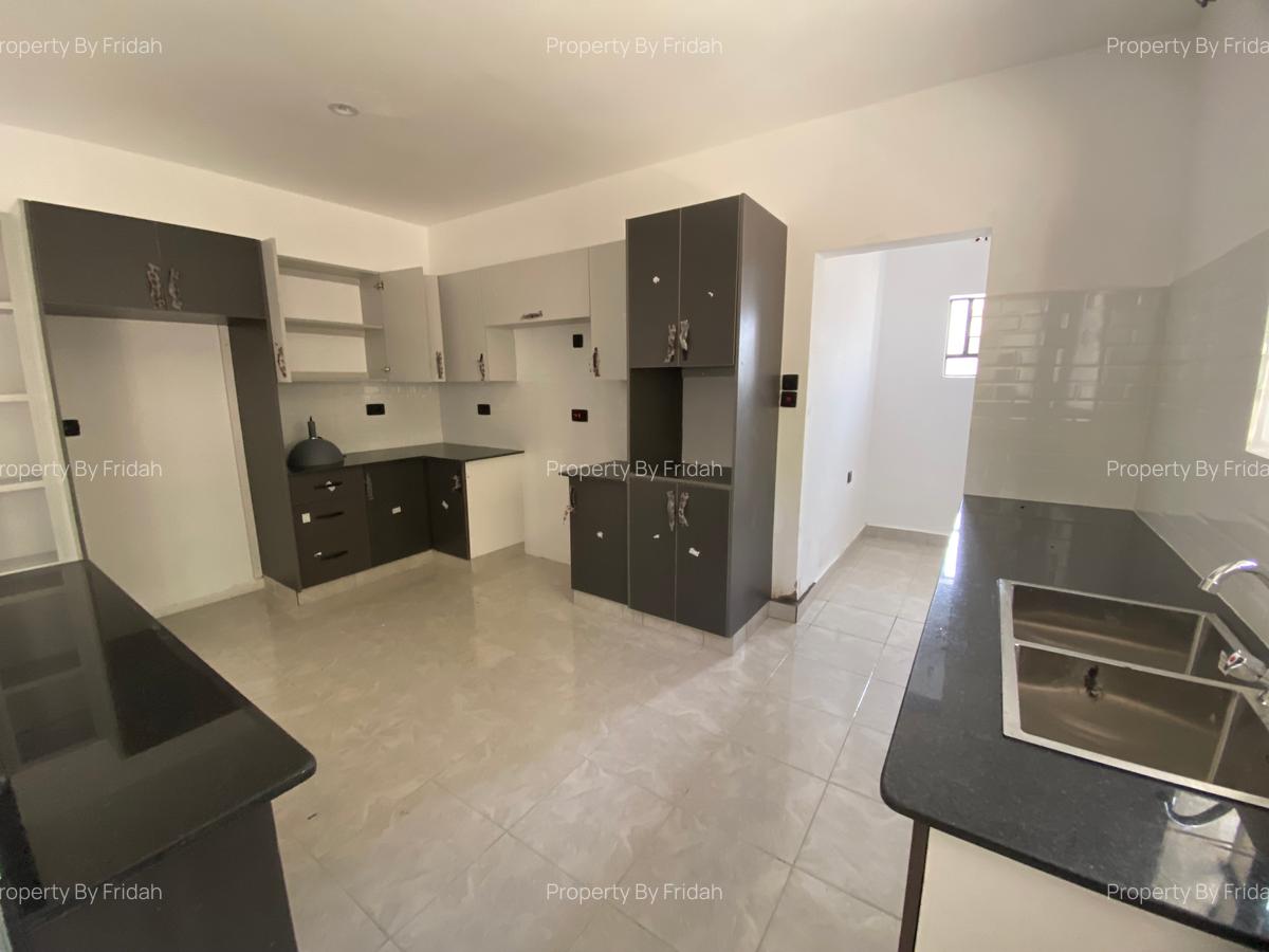 3 Bed House with En Suite in Kitengela - 8