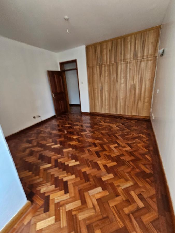 3 Bed Apartment with En Suite at Kilimani - 14