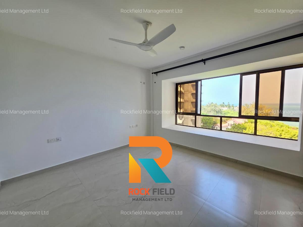 3 Bed Apartment with En Suite in Nyali Area - 2