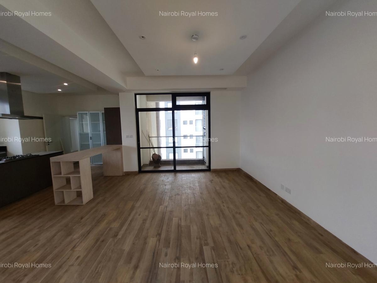 4 Bed Apartment with En Suite at Riverside Drive - 7