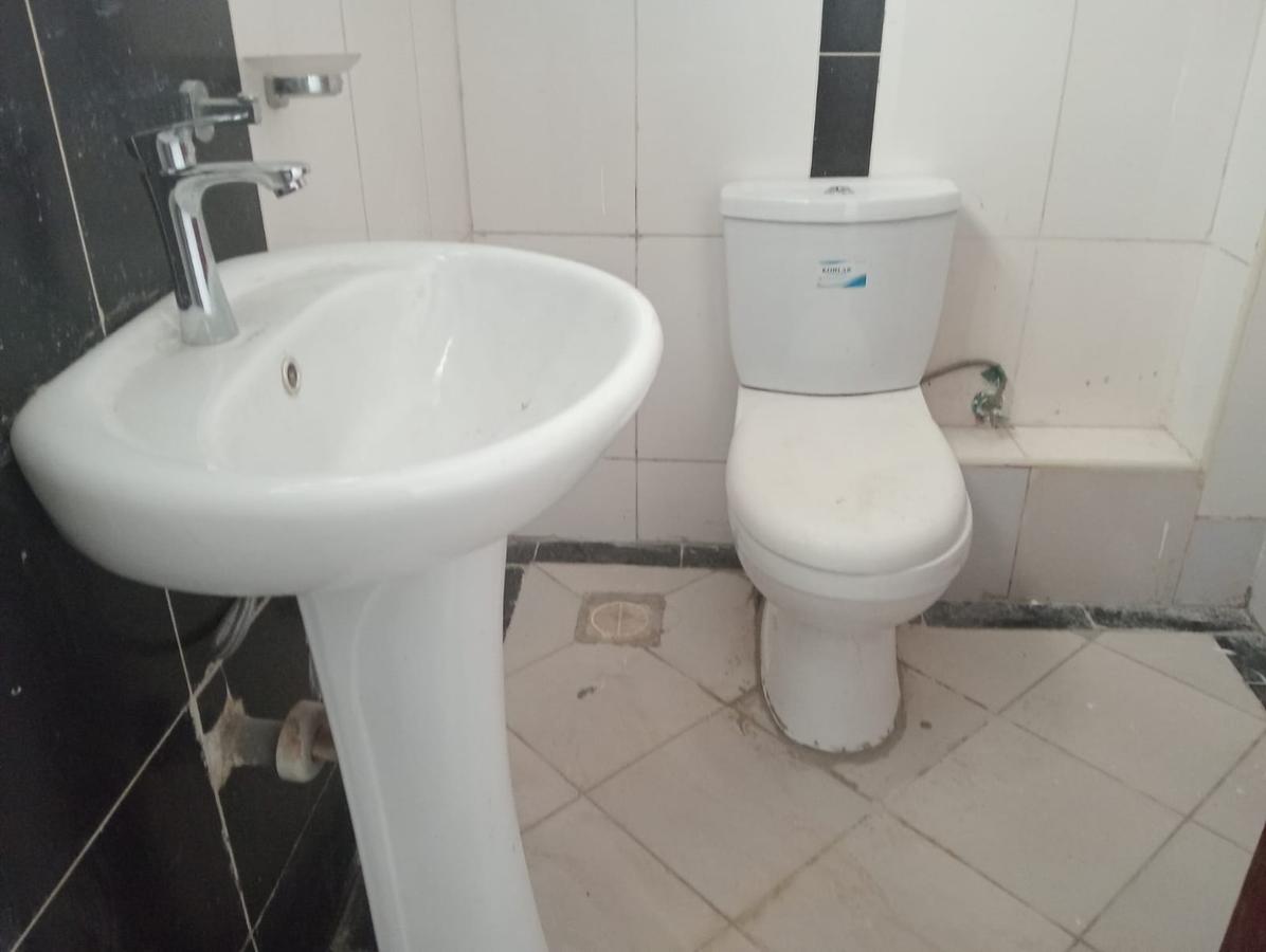 1 Bed Apartment with Backup Generator in Westlands Area - 10