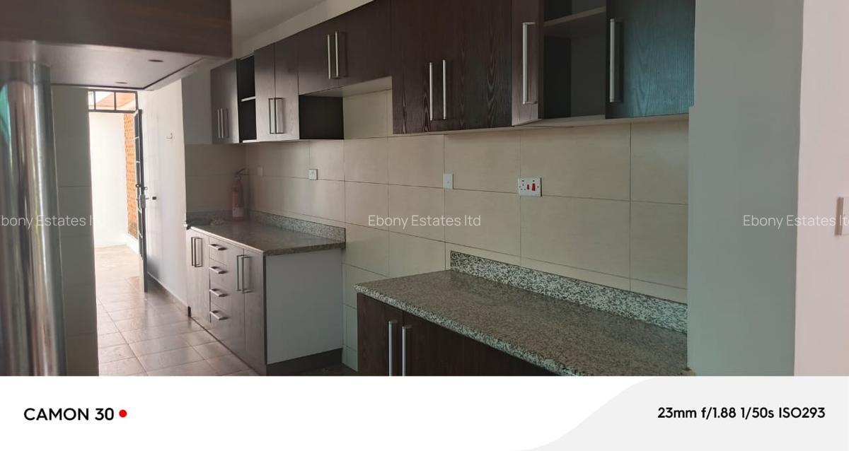 4 Bed Townhouse with En Suite in Lavington - 12