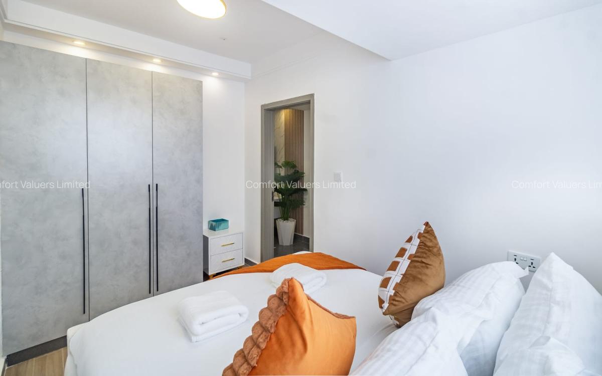 1 Bed Apartment with Gym at Riverside Drive - 7