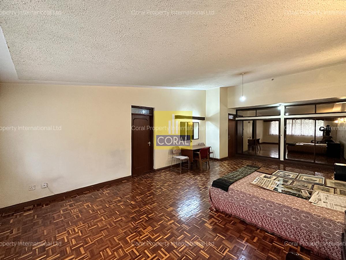 4 Bed Townhouse in Westlands Area - 18