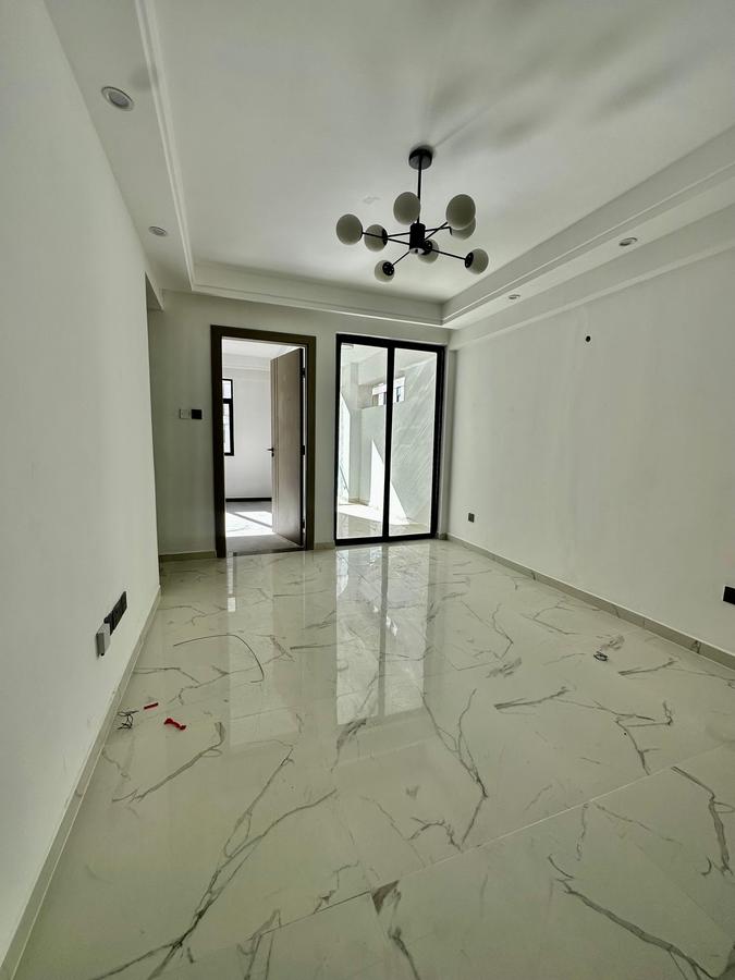 2 Bed Apartment with Gym in Kilimani - 4
