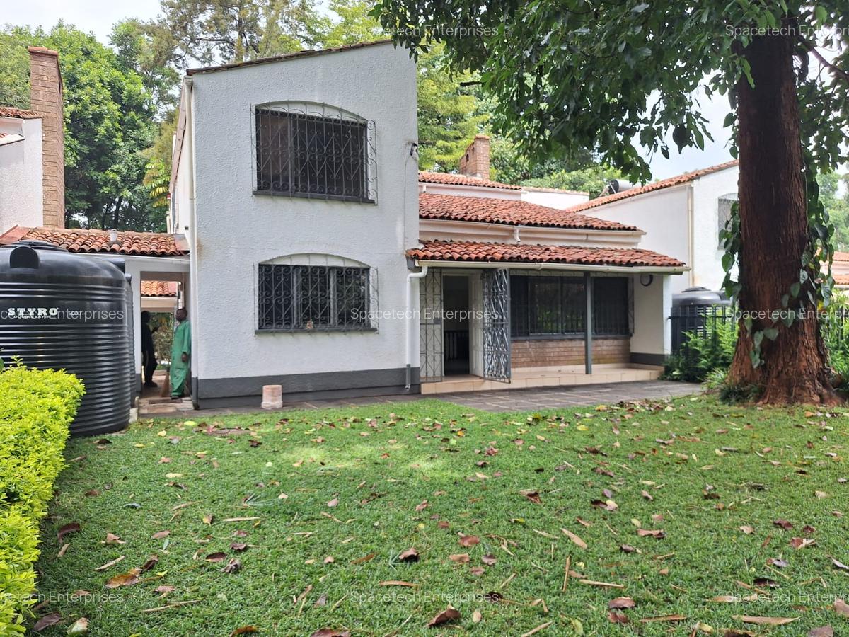 4 Bed Townhouse with En Suite in Muthaiga - 2
