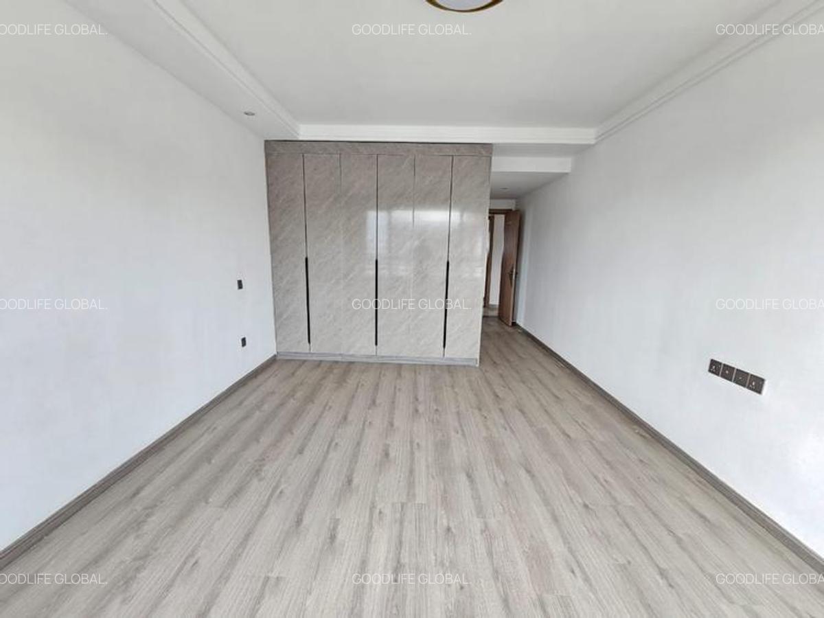 1 Bed Apartment with En Suite at Riverside - 19