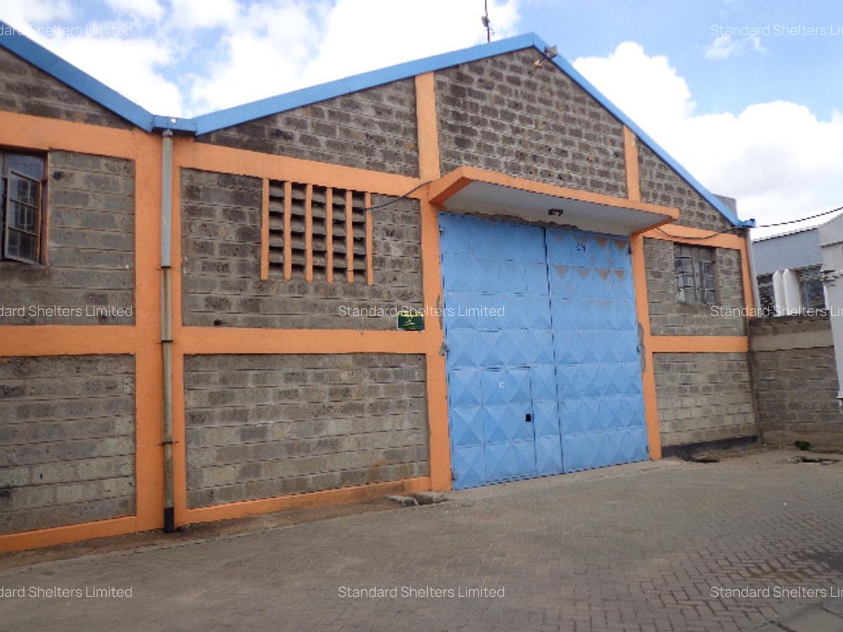 4,500 ft² Warehouse with Backup Generator in Industrial Area - 2