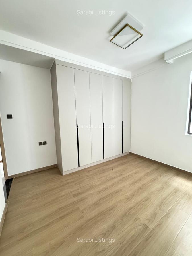 4 Bed Apartment with En Suite in Westlands Area - 5