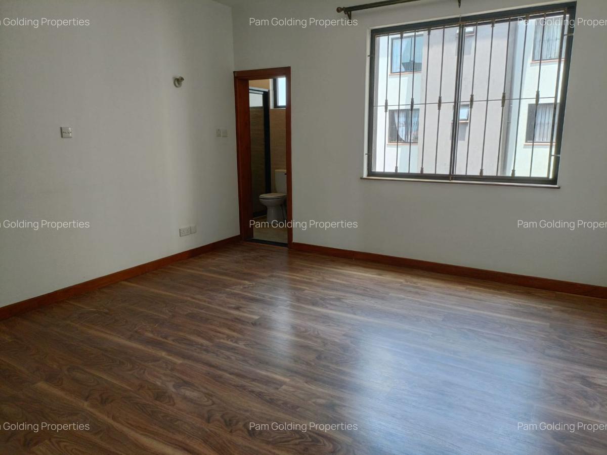 3 Bed Apartment with En Suite in Kileleshwa - 8