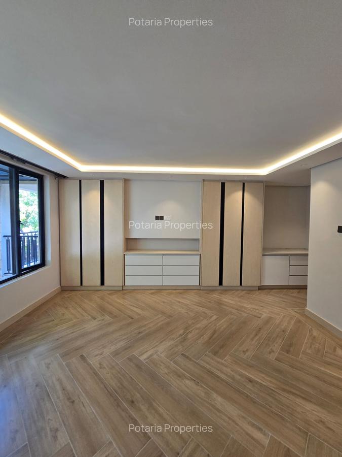 6 Bed Townhouse with En Suite in Lavington - 9