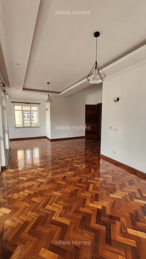 5 Bed Townhouse with En Suite at Njumbi Road - 15