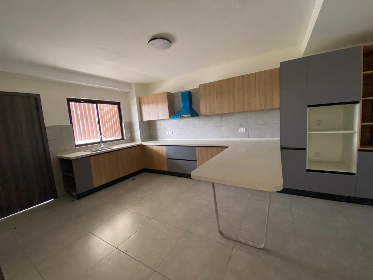 3 Bed Apartment with En Suite at Kileleshwa - 8