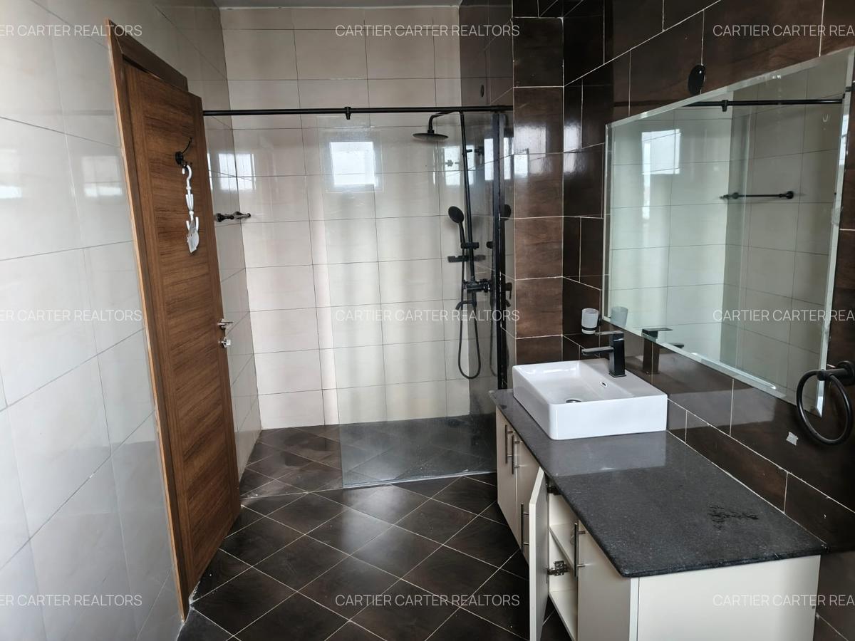 3 Bed Apartment with En Suite in Westlands Area - 19