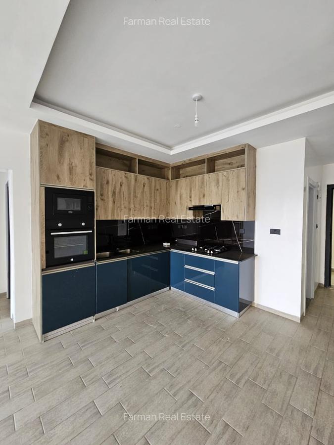 2 Bed Apartment with En Suite in Lavington - 2