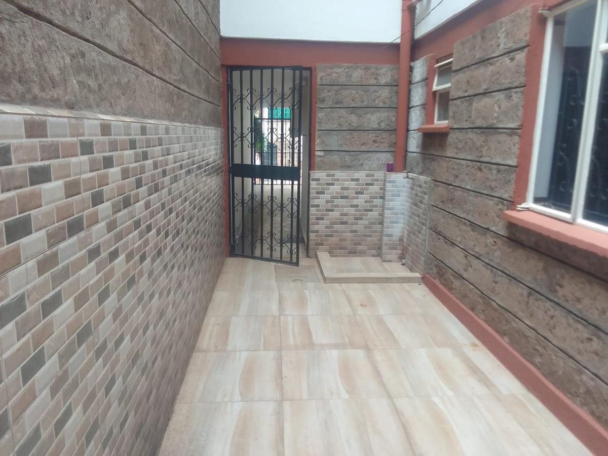 4 Bed Villa with En Suite in Brookside - 17