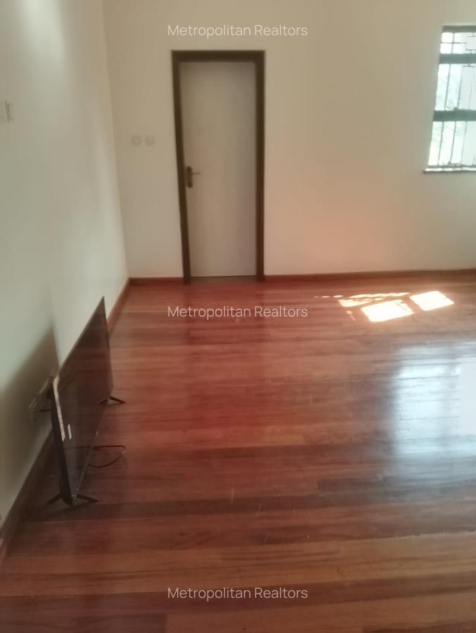 4 Bed Villa with En Suite at Ndege Road - 15