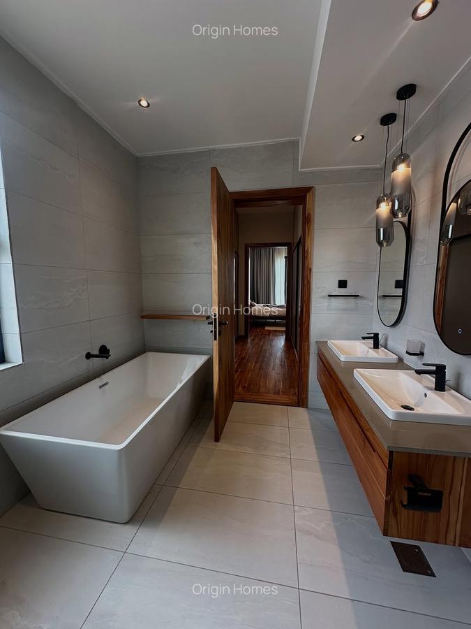 4 Bed Townhouse with En Suite at Loresho - 17