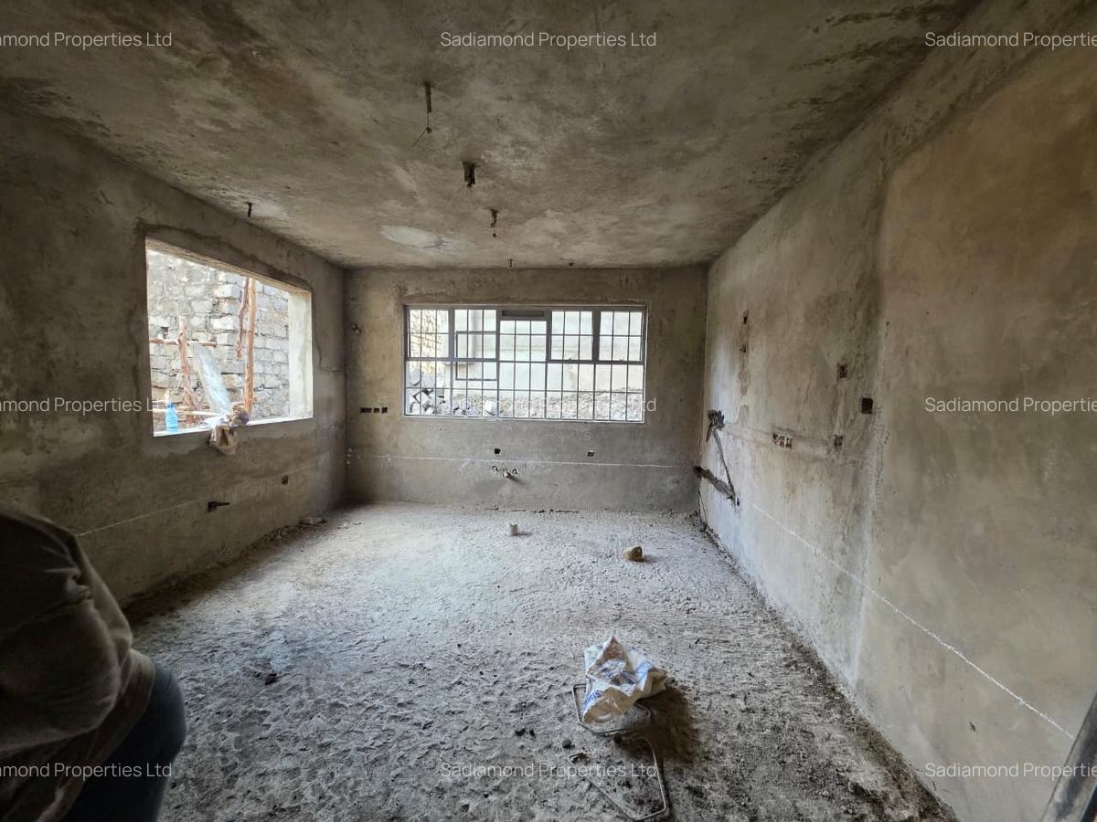 5 Bed Townhouse with En Suite at Mugutha - 5