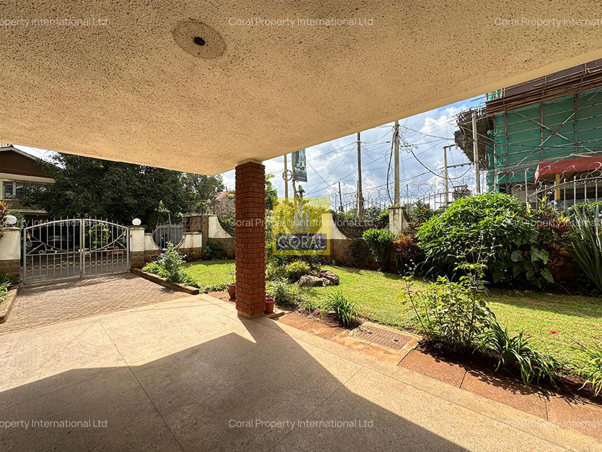 4 Bed Townhouse in Brookside - 16
