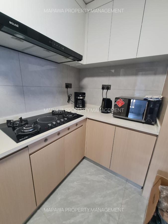 Serviced 3 Bed Apartment with En Suite in Riverside - 8