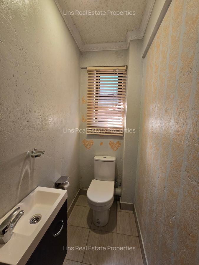 2 Bed House with En Suite in Karen - 18