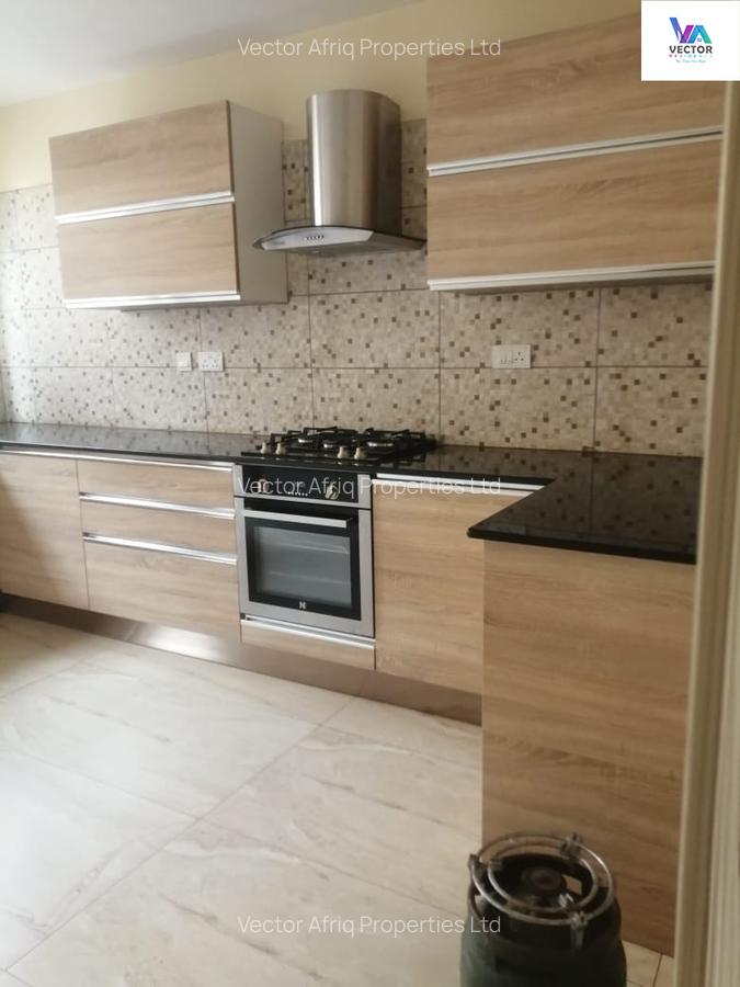 4 Bed Townhouse with En Suite in Syokimau - 3