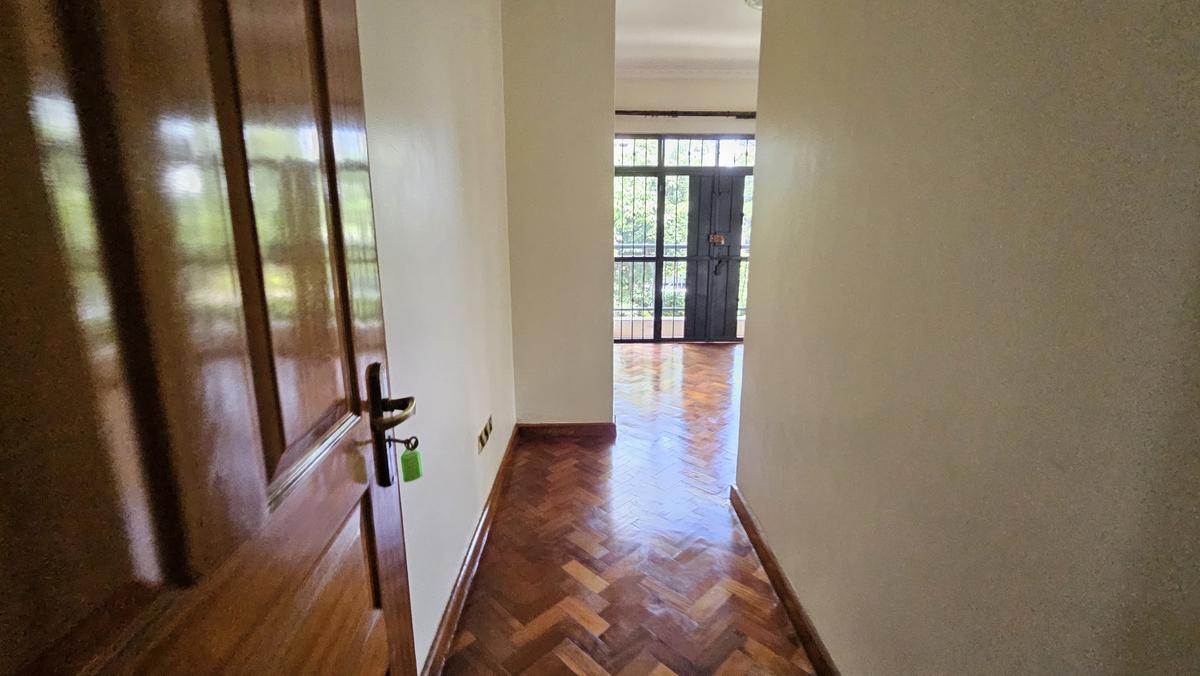 4 Bed Townhouse with En Suite in Kiambu Road - 18