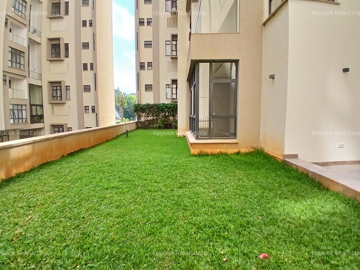 3 Bed Apartment with En Suite at Riverside Drive - 19