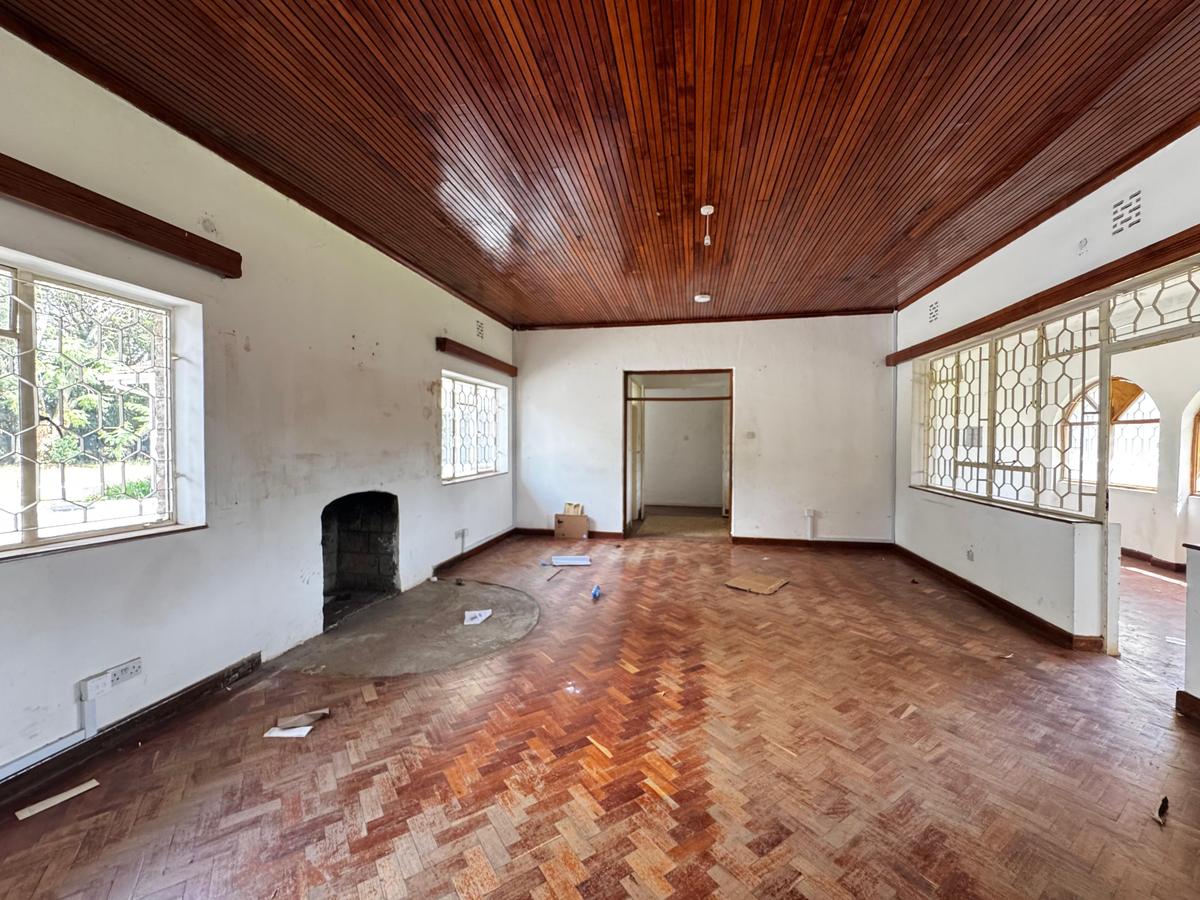 1 ac Commercial Property with Parking in Riverside - 2