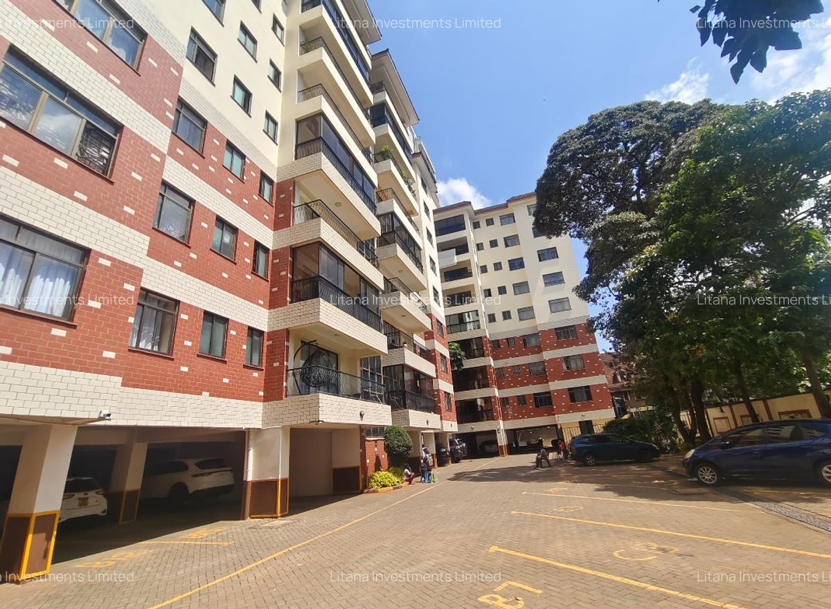 4 Bed Apartment with En Suite in Kilimani - 12